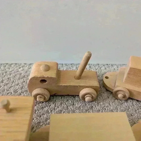Wooden kids train set - Picture 8 of 10